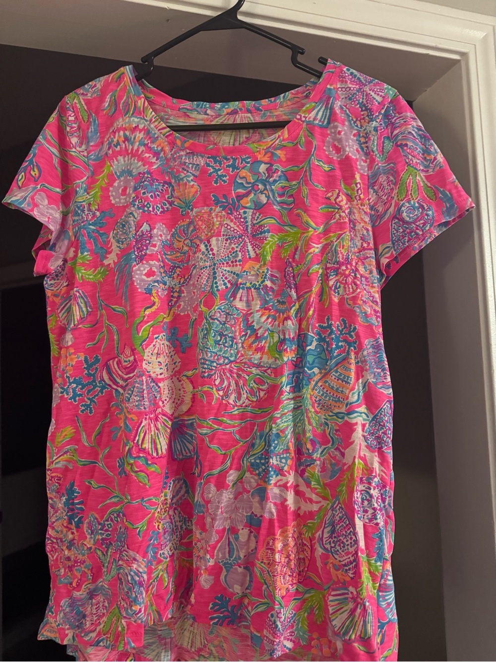 Bright Pink Floral Print Short-Sleeve Women’s Top